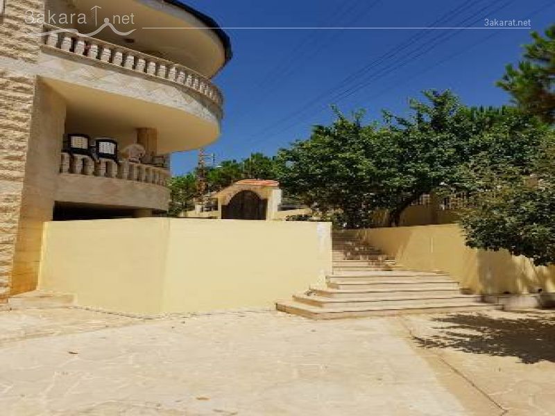 Villas For Sale in Al Rweisat, Aley, Mount Lebanon, Lebanon
