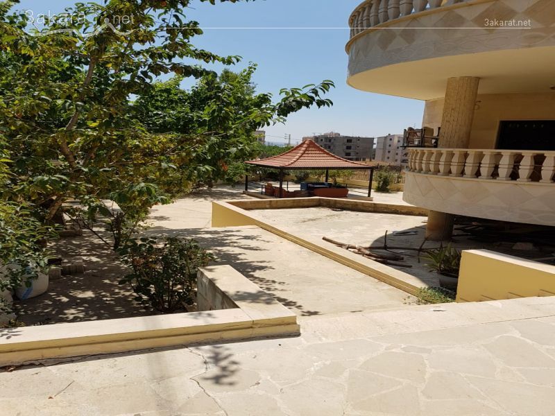 Villas For Sale in Al Rweisat, Aley, Mount Lebanon, Lebanon